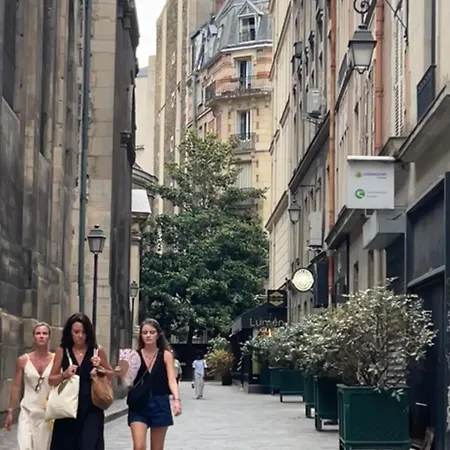 Des Tuileries * Paris